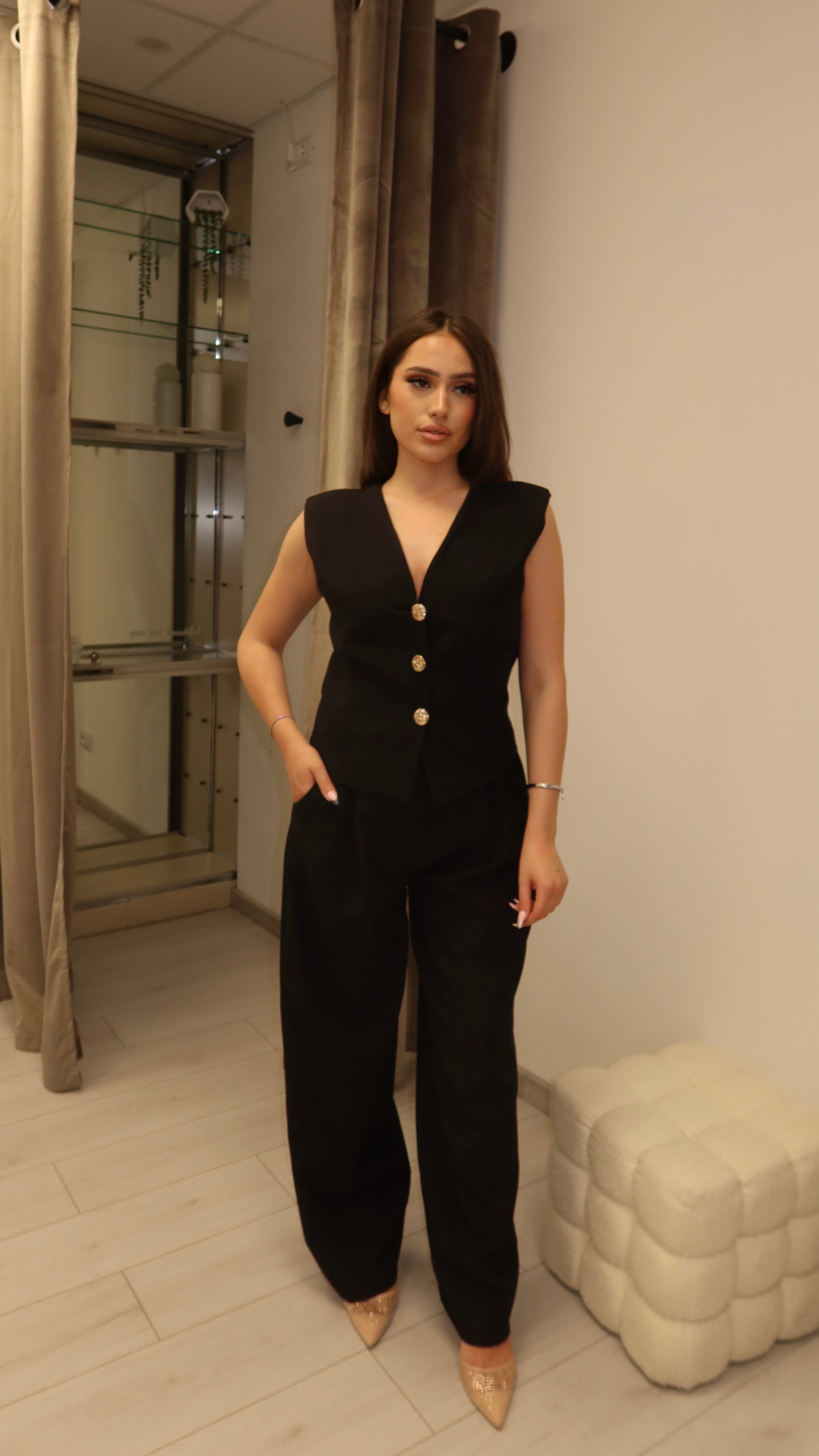 COMPLETO LARA