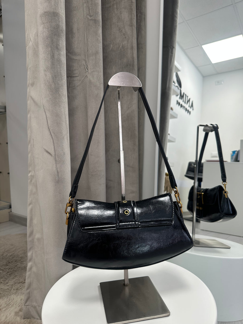 BORSA NORA